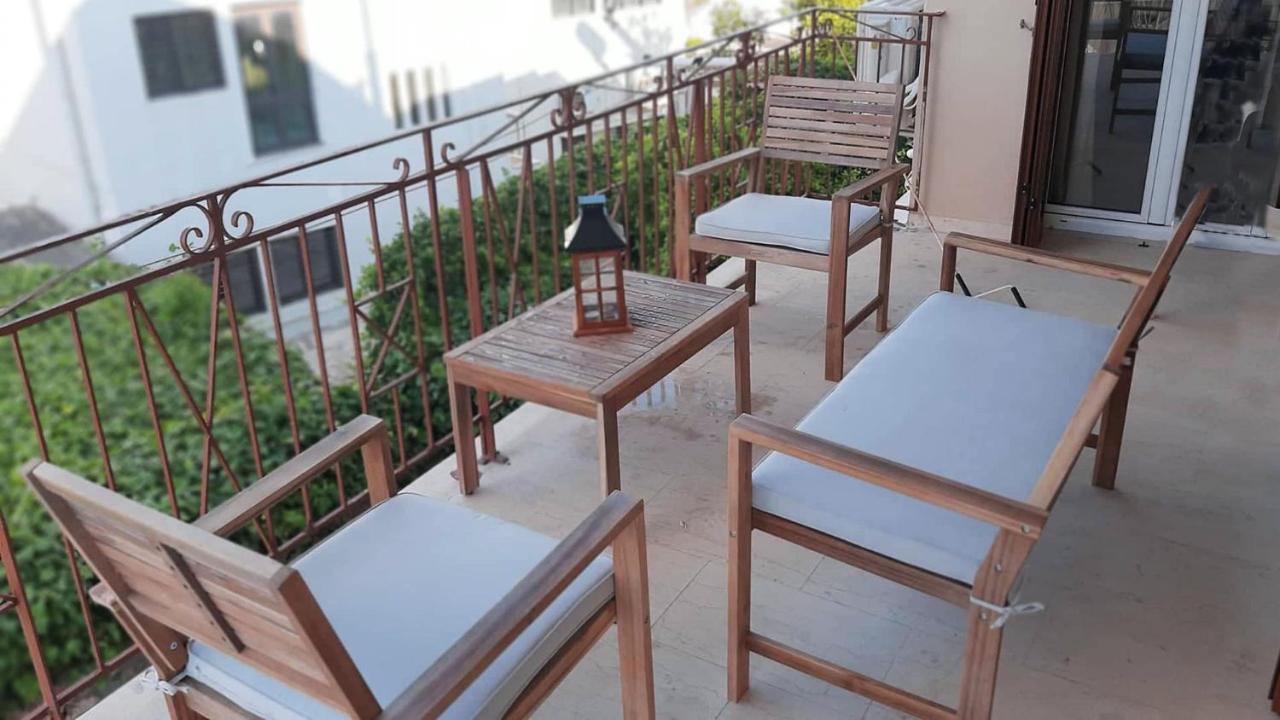 Tasias Apartments Lixouri Exterior photo
