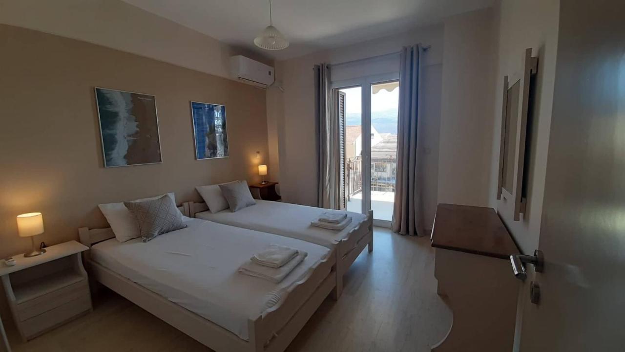 Tasias Apartments Lixouri Exterior photo