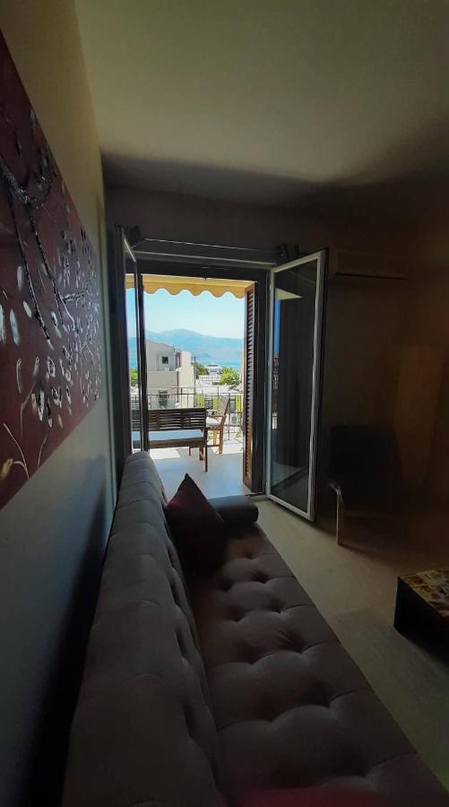 Tasias Apartments Lixouri Exterior photo