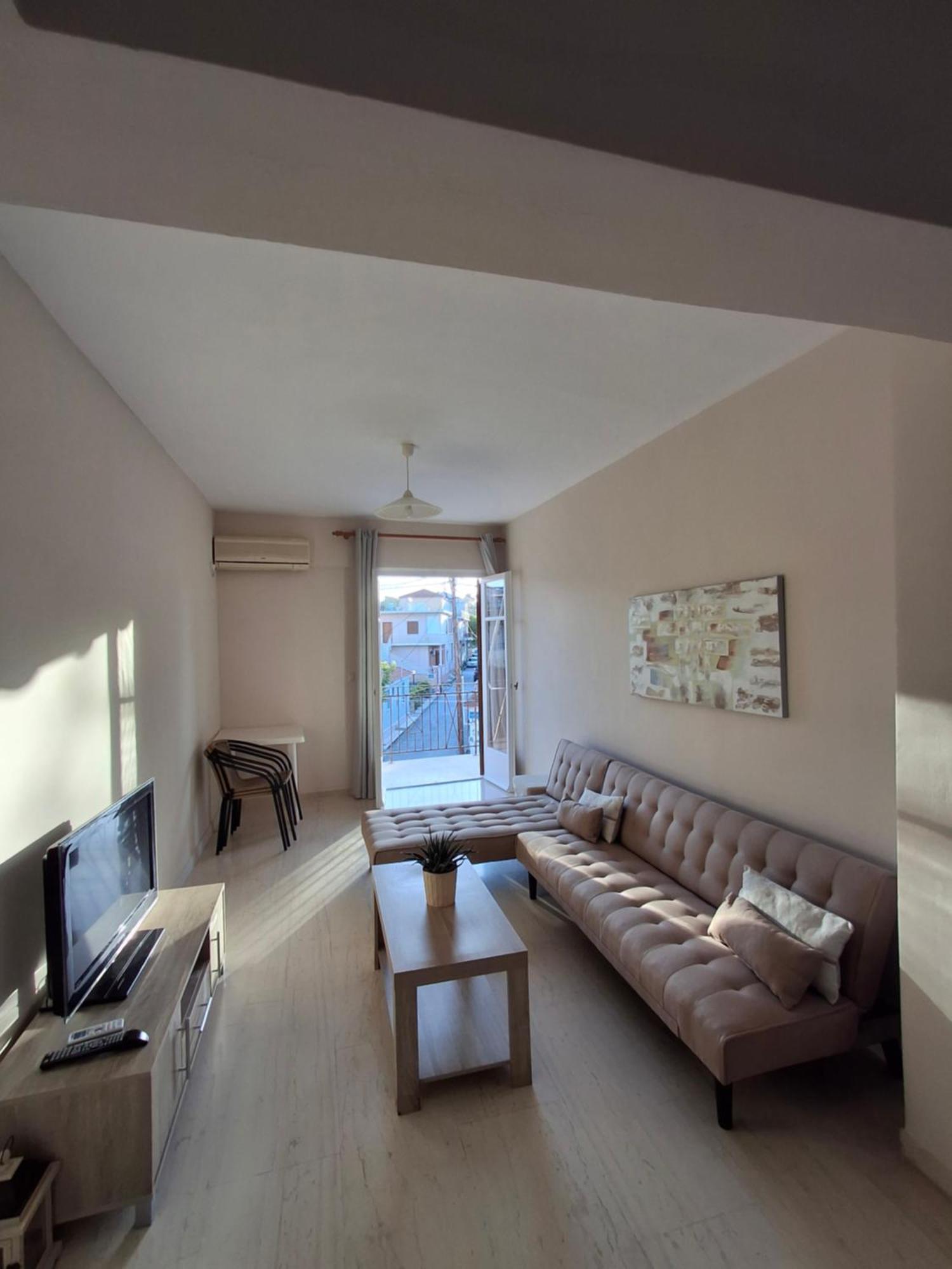 Tasias Apartments Lixouri Exterior photo
